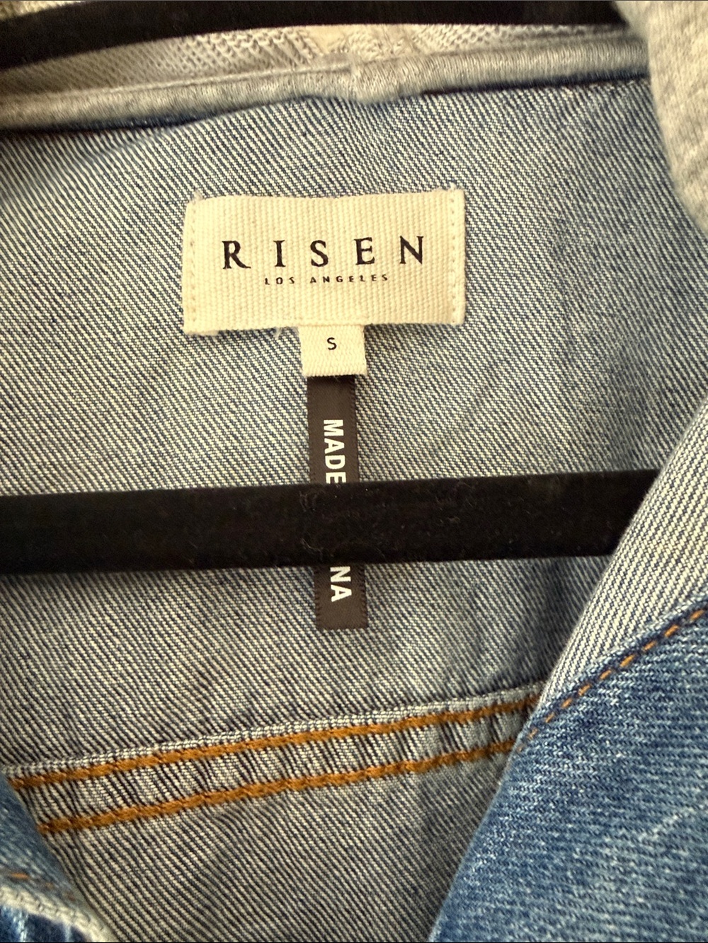 RISEN WOMEN’S DISTRESSED JEAN JACKET/DETACHABLE GRAY HOOD/SMALL - Picture 2 of 9